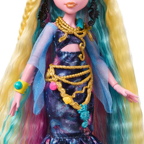 Monster High Fan-Sea Lagoona Blue - Entertainment Earth Exclusive